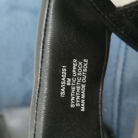 New Steve Madden shoes - Picture 4 of 6